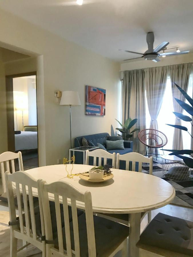Port Dickson Glory Beach Resort Apartment 5Pax 3Br Exterior foto